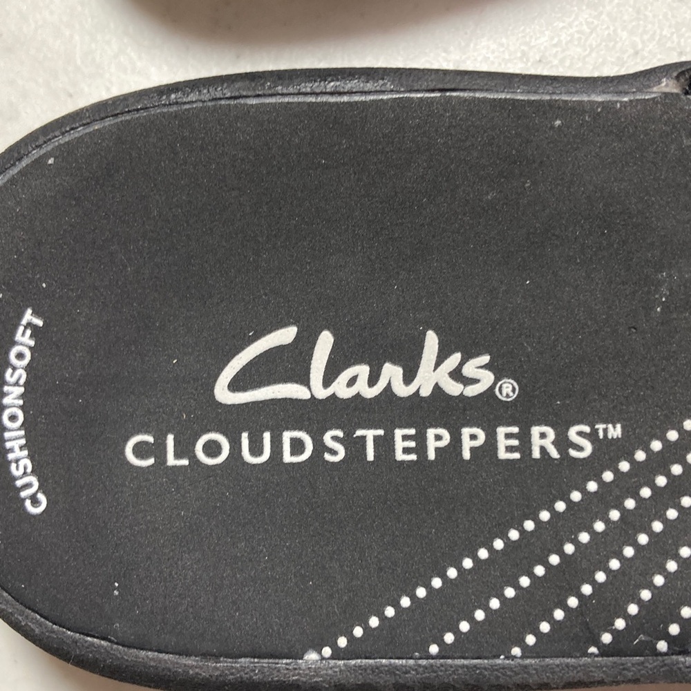 Clarks Cloud Steppers Black Flower Sandals - Picture 2 of 7